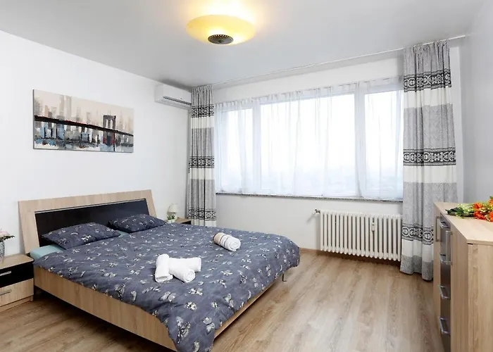 Cozy With A View Apartament